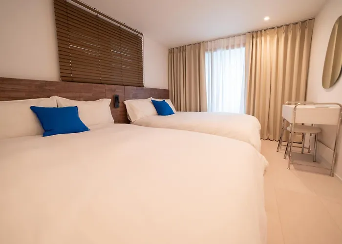 Chillstay Hongdae #arex 1min Seul